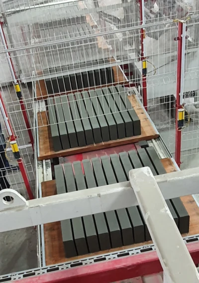 Бортовой камень БР 100.20.8 Стандарт серый